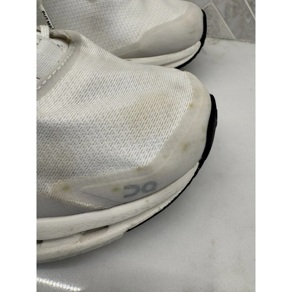 On Running Cloudnova Form Sneakers Shoes Womens Size 9.5 White Athletic Lace Up